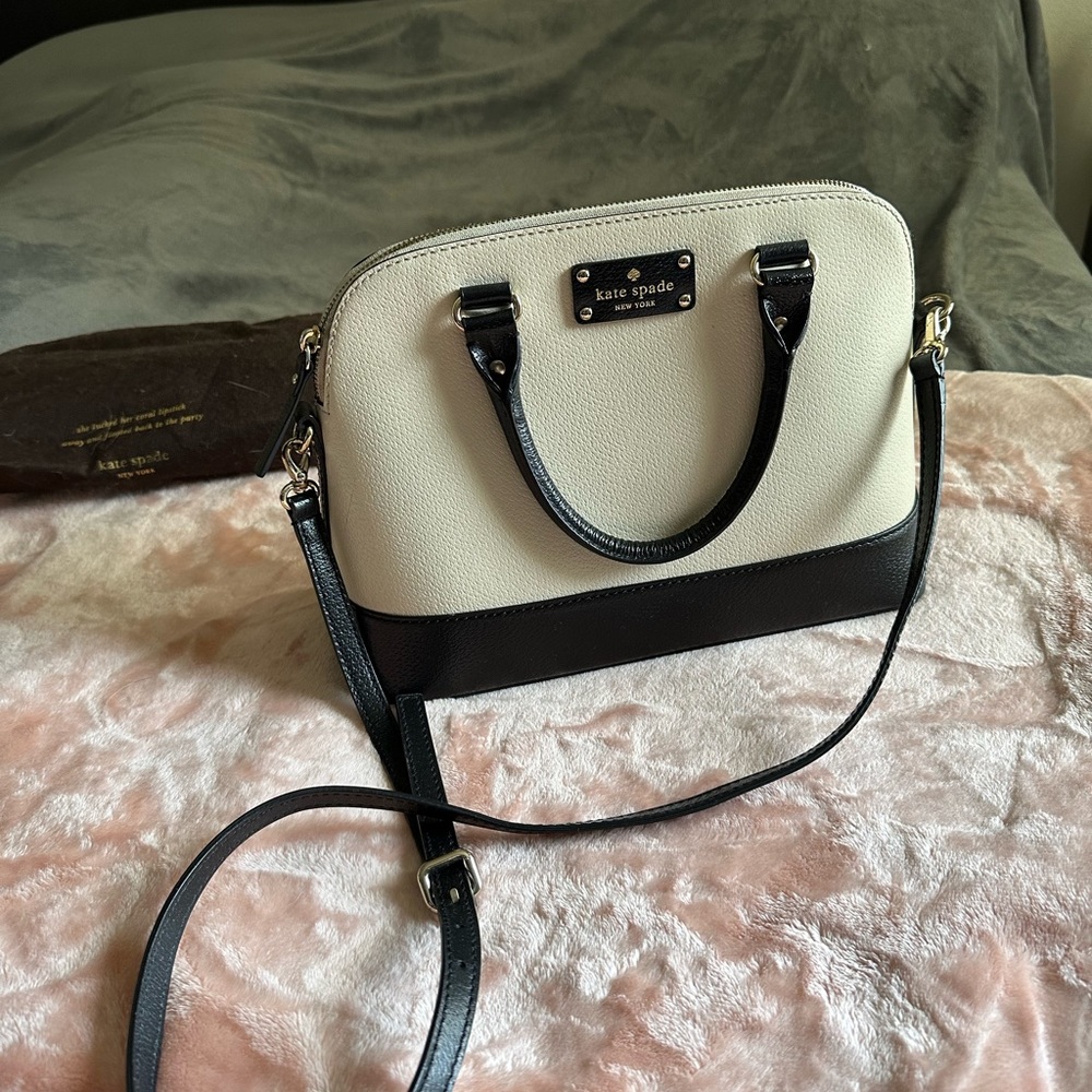 Kate Spade crossbody / hand bag